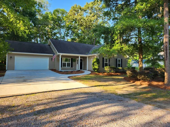 91 Brickyard Point Rd S, Beaufort, SC 29907