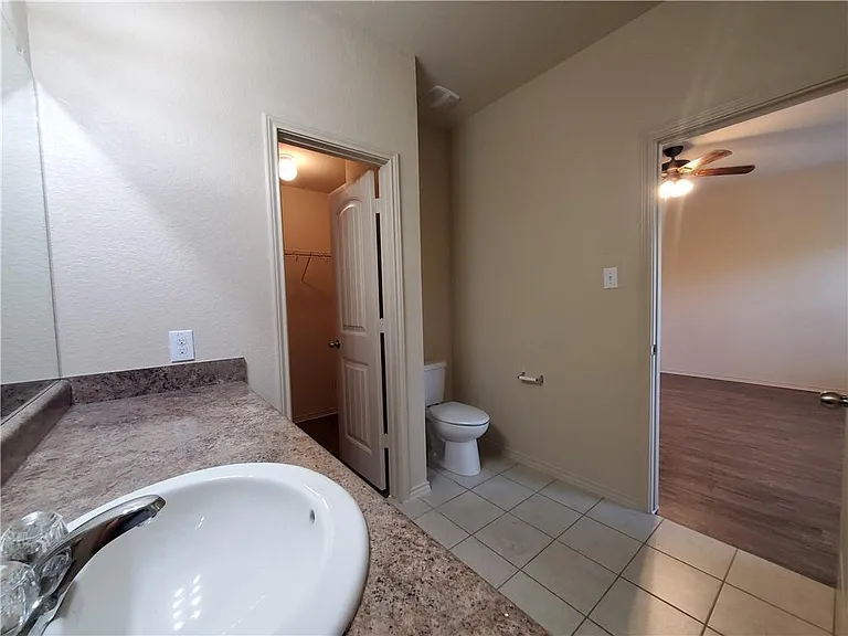 1536 Gateshead Dr — Photo 16