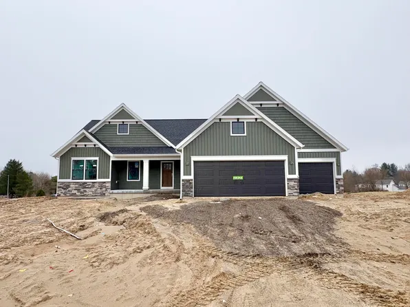8326 Kettle Hill Ct SE, Alto, MI 49302