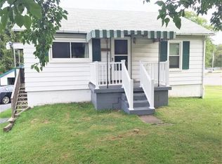 2414 Evans City Rd, Zelienople, PA 16063