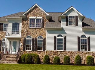 5 Eyring Rd, Hillsborough, NJ 08844