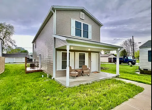 1011 N Anderson St Photo 1