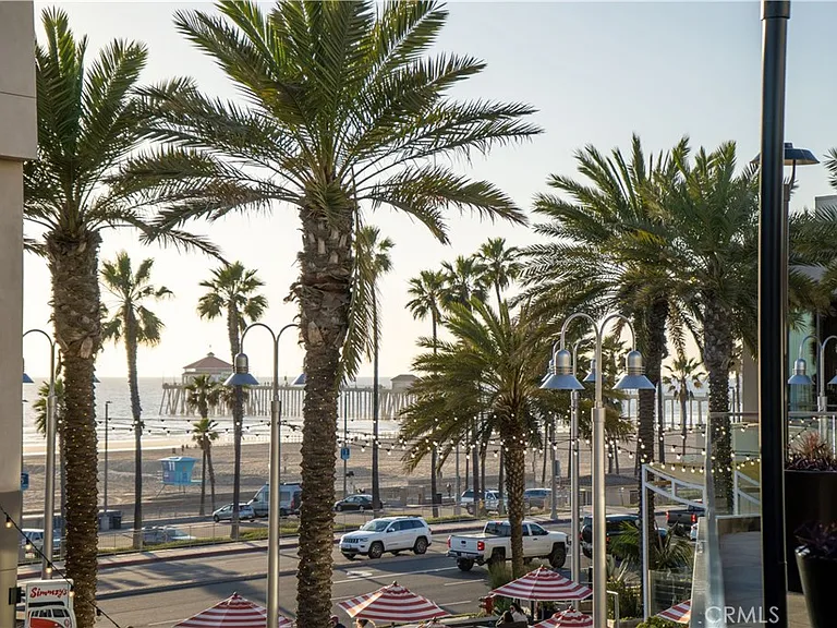 1200 Pacific Coast Hwy #327 — Photo 41