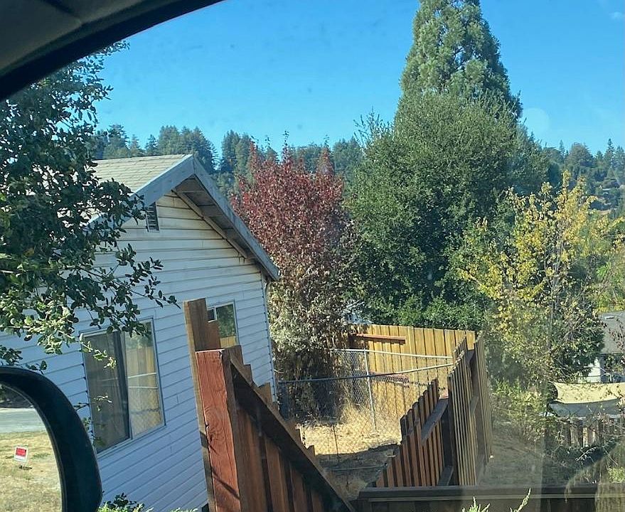 2nd image of 308 Sherman Dr