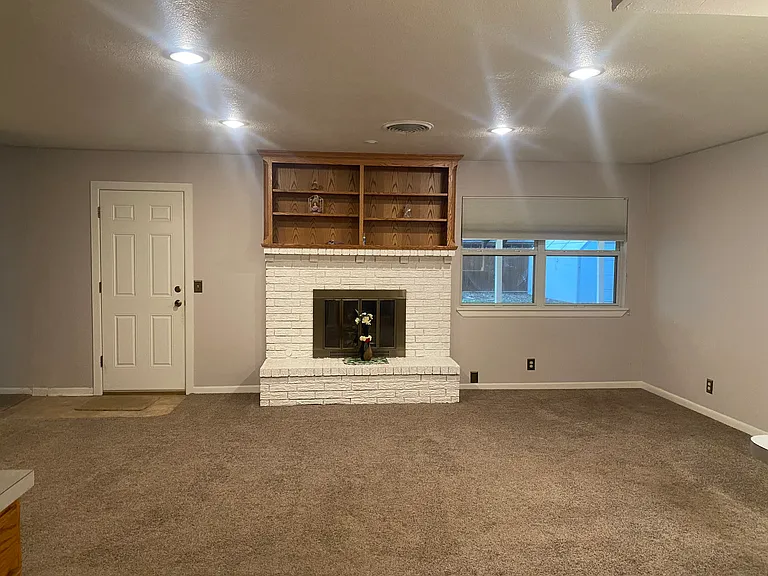 Fireplace in FR
