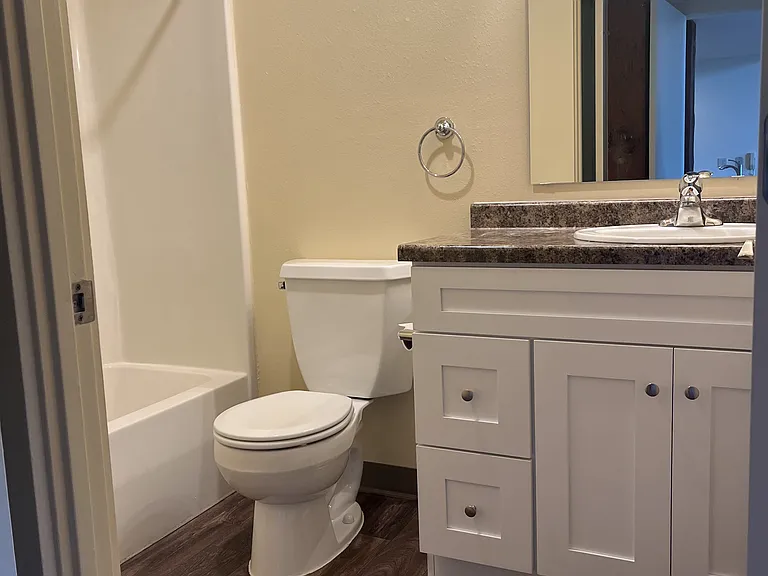 620 S 8th St #107 — Photo 6