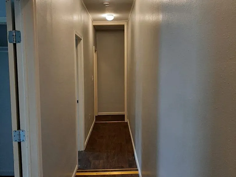 1545 Avenue B #A — Photo 9