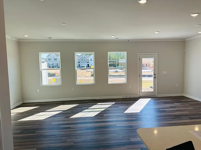 5036 Arkose Dr — Photo 6