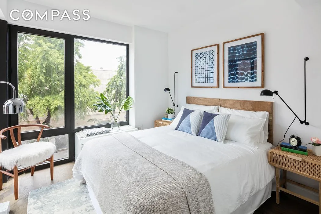 2 bed, 1.0 bath, $4,110 — Photo 3