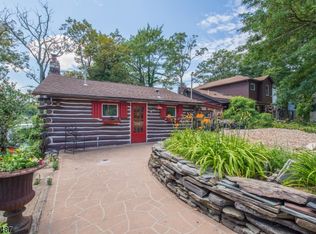 82 Upsala Path, West Milford, NJ 07480