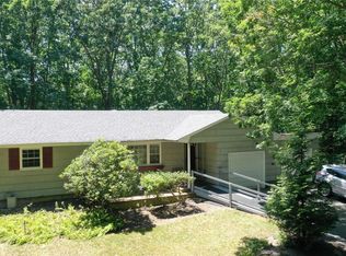 223 Remsen Rd, Wading River, NY 11792