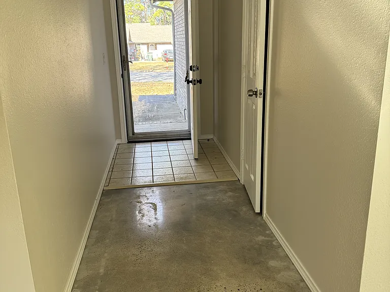 2146 W Loren Cir — Photo 7