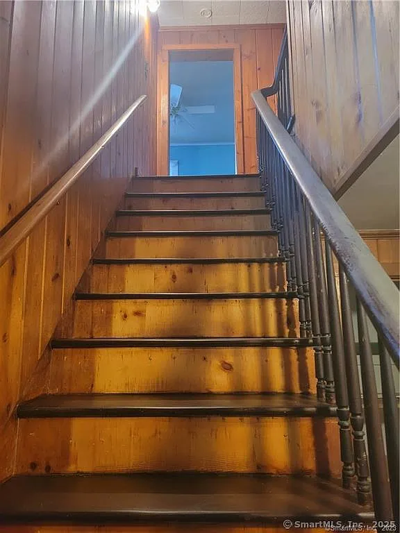 2 bed, 1300 sqft, $1,800 — Photo 4