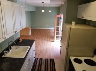 206 Saybrook Rd APT 6, Higganum, CT 06441