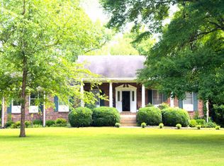 1338 Grays Bend Rd, Centerville, TN 37033