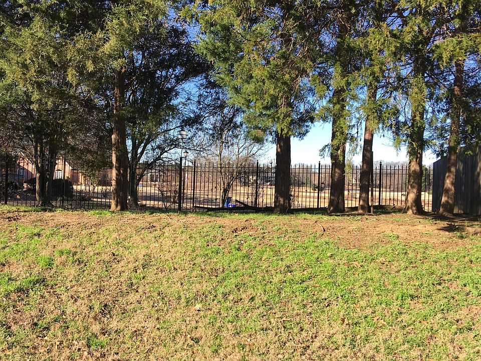 2nd image of 8265 Regal Bend Dr