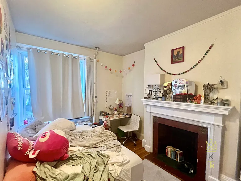 62 Egmont St #1 — Photo 13