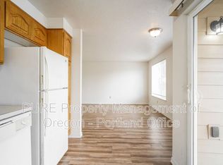 8590 SE 72nd Ave, Portland, OR 97206