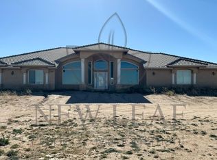 6587 Coyote Rd, Phelan, CA 92371