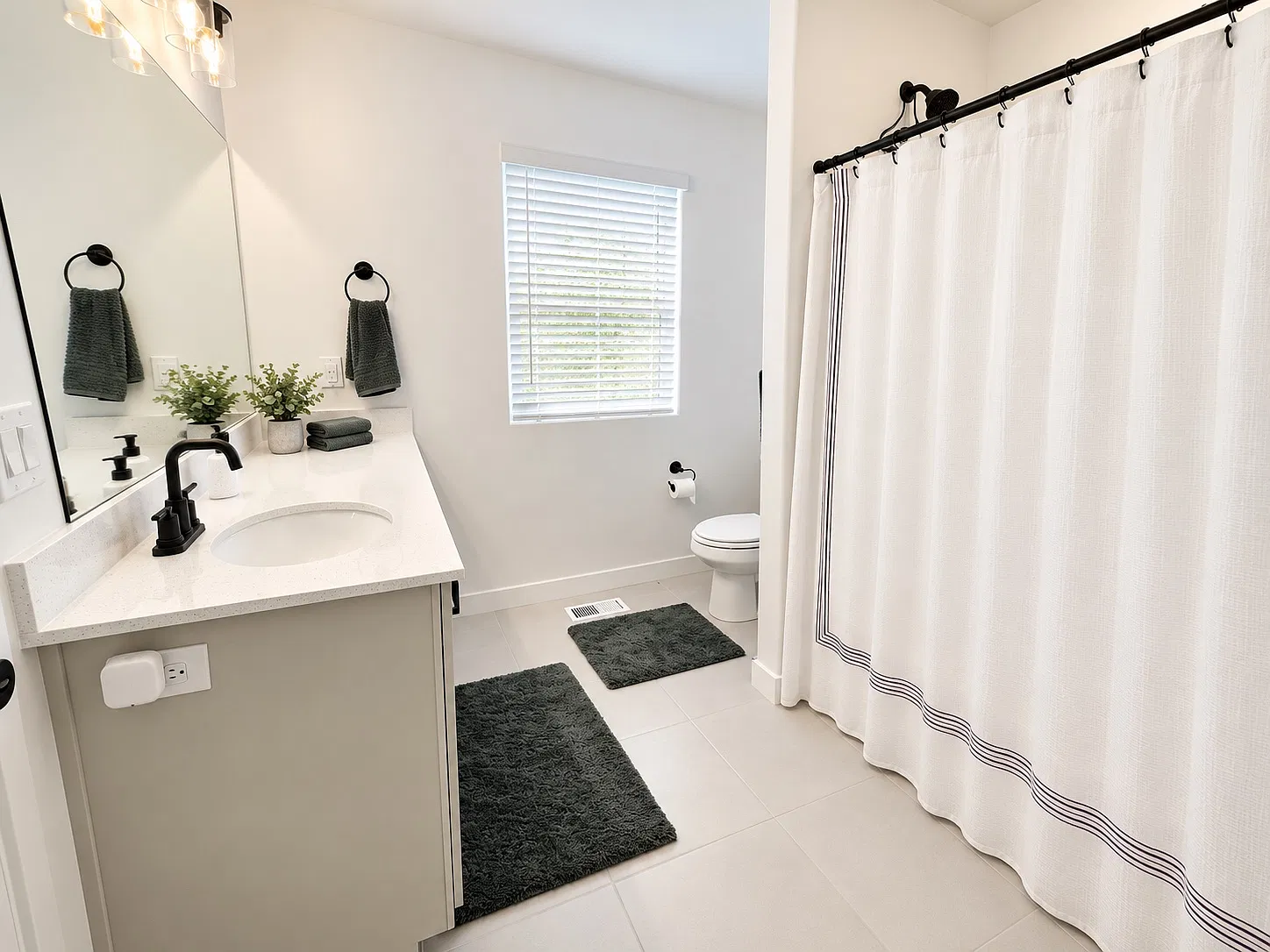 4 bed, $845 — Photo 3