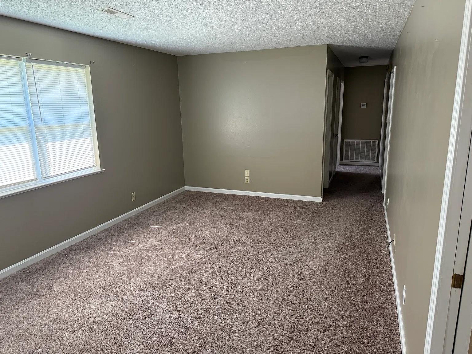 1157 Broad Street — Photo 3