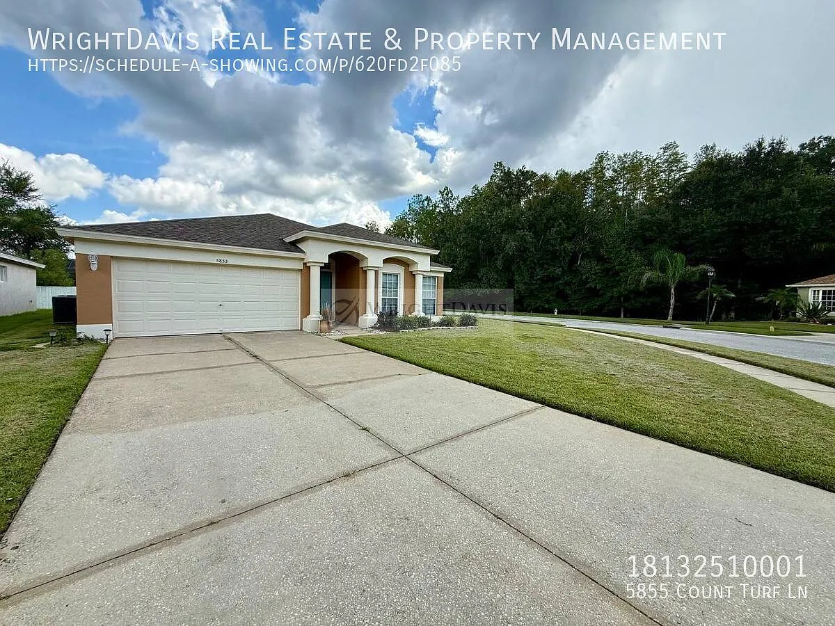 Cozy 3/2 Home in Wesley Chapel — Photo 2