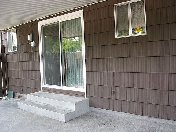 Covered patio