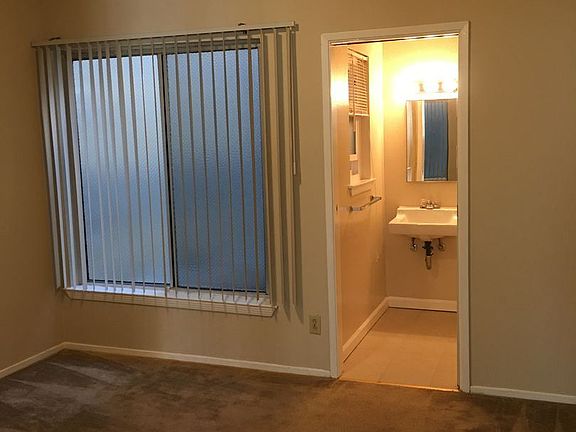 3rd image of 416 88th St Unit 5