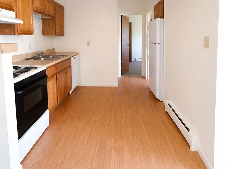 Valley Glen — Photo 3