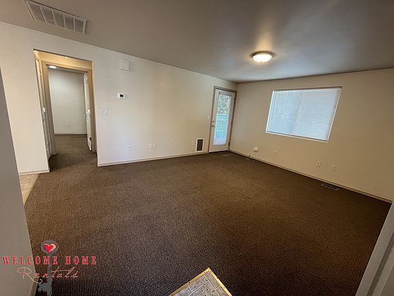 3rd image of 2431 Tyndell Cir SW #B