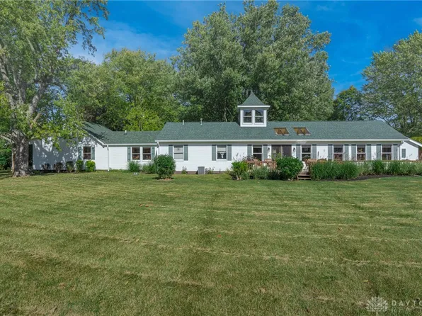 10494 Kley Rd, Vandalia, OH 45377