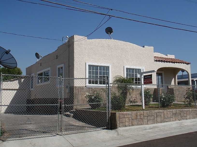 1st image of 1058 N Herbert Ave