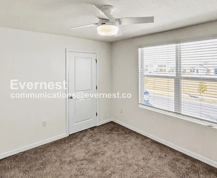 5106 Plumeria Dr — Photo 21