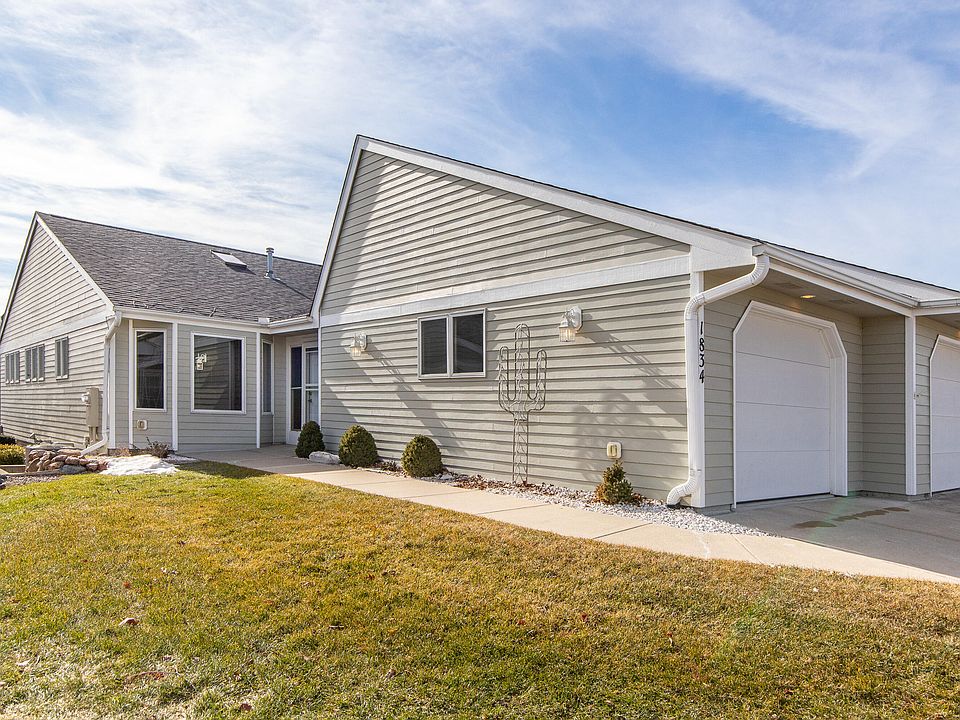 1st image of 1834 Waterbury Cir