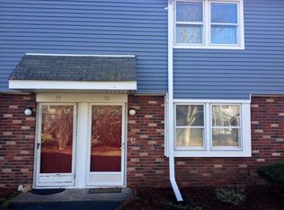 211 E Main St APT 50, Branford, CT 06405