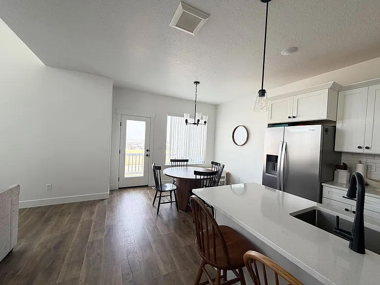2784 N Blue Dawn Ln — Photo 3