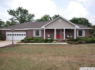 102 Hazel Trce, Hazel Green, AL 35750