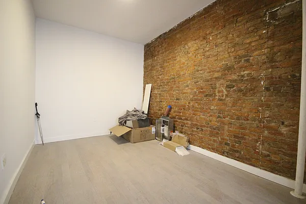 Rented by Compass | media 6
