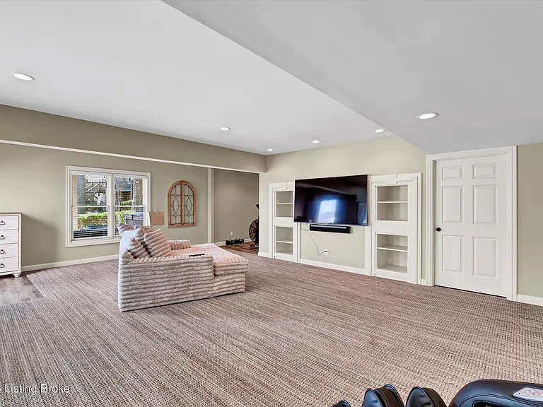 2603 Locust Hill Pl — Photo 50