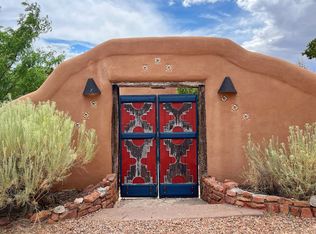147 Nine Mile Rd, Santa Fe, NM 87508