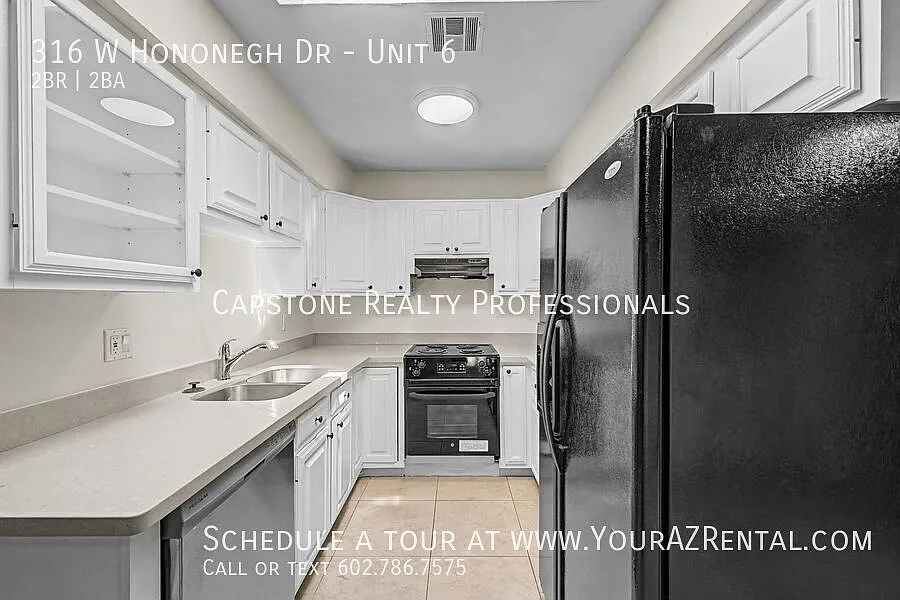 La Crescenta Comfort Awaits: Charming 2 Bed, 2 Bath in a Prime Location! — Photo 4