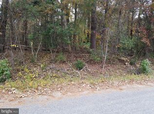 Colonial Cir, Colonial Beach, VA 22443