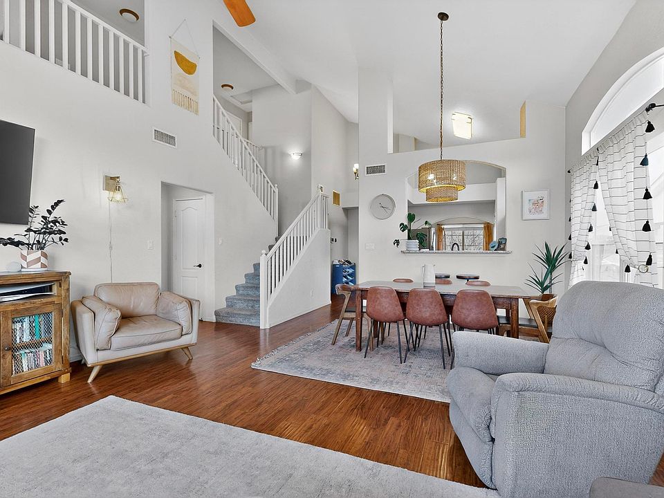 1st image of 10427 Calle Hermosa Ct NW