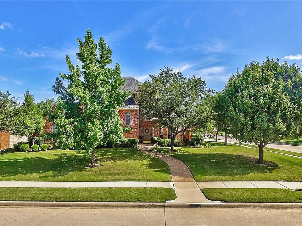 1st image of 313 Chisholm Trl