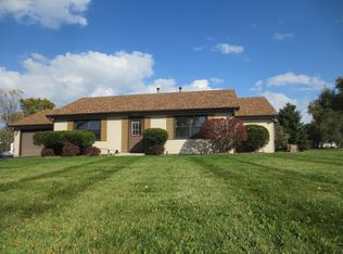 26W244 Saint Charles Rd, Carol Stream, IL 60188