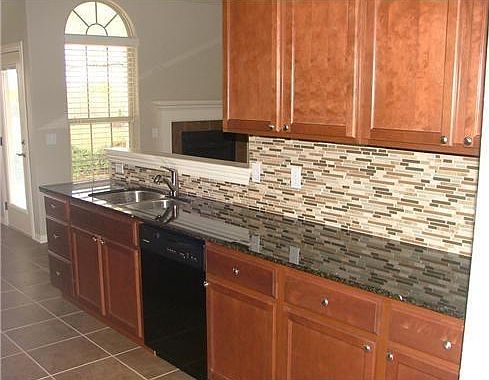 4th image of 2864 N Cassius Ln