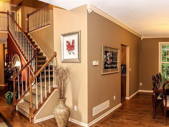 13949 Dublin Road - foyer view