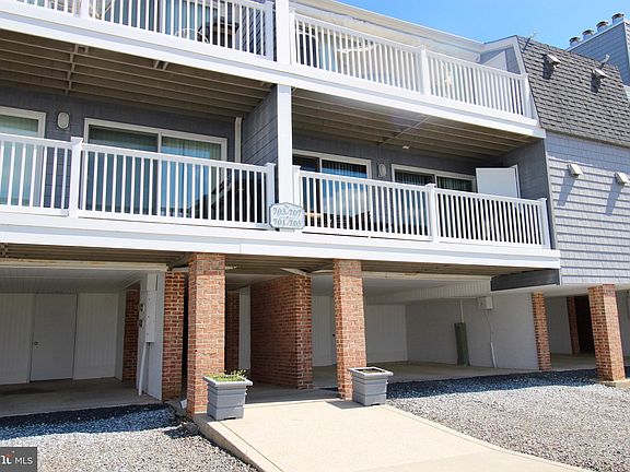 2nd image of 705 Periwinkle Dr