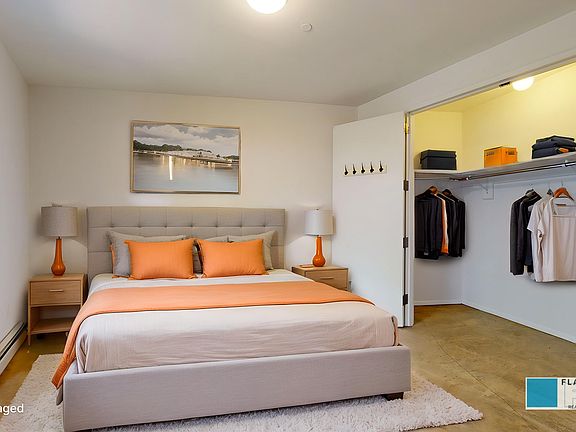 2nd image of 21 Judge St APT 1b