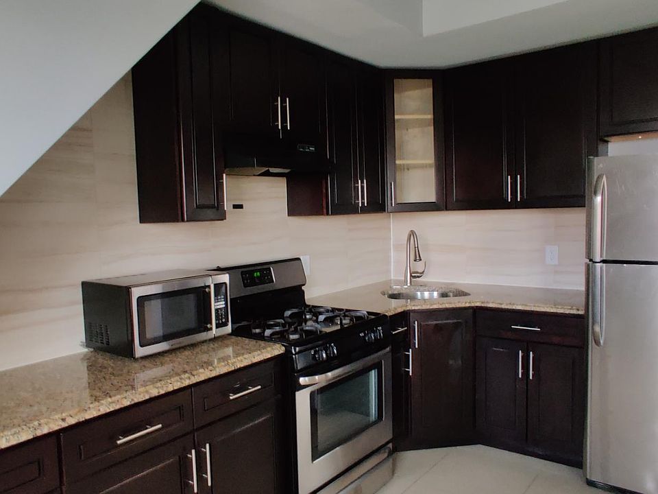 1st image of 2214 99th St Floor 2